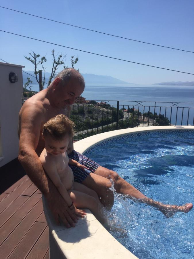 Apartments Villa Manda Novi Vinodolski Eksteriør billede