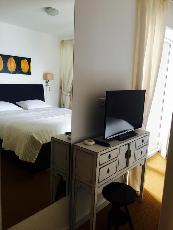Apartments Villa Manda Novi Vinodolski Eksteriør billede